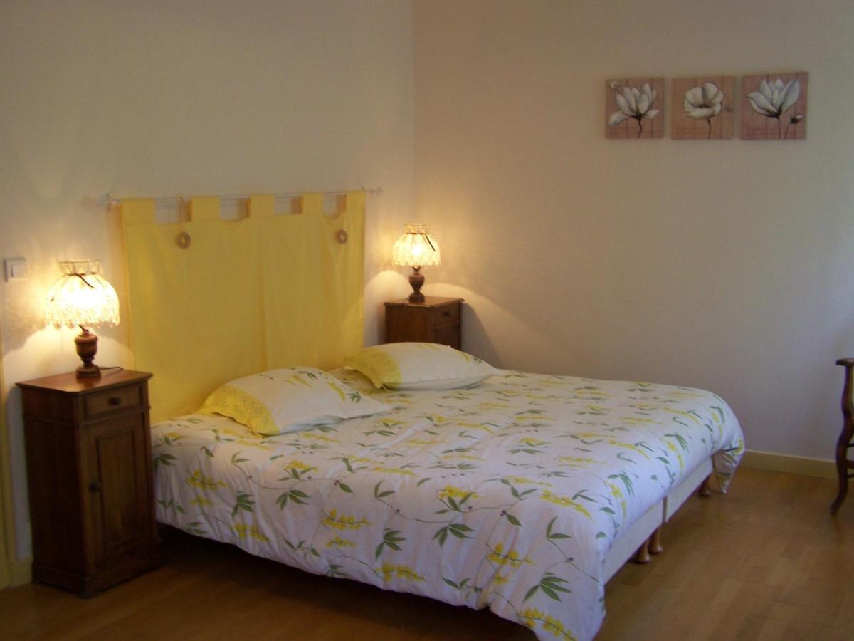 Bed and Breakfast Les Cigales Charols Esterno foto